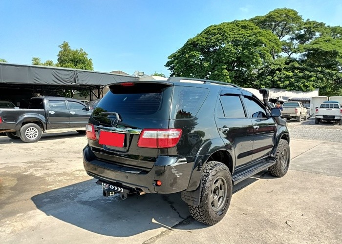 2005 TOYOTA FORTUNER 4WD