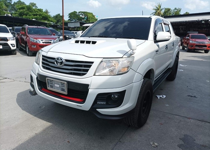 2015 TOYOTA DOUBLE CAB 2WD