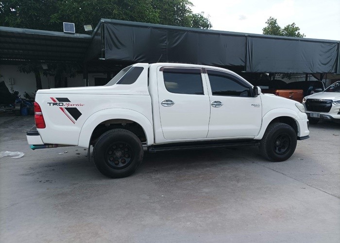 2015 TOYOTA DOUBLE CAB 2WD