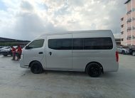 2017 NISSAN COMMUTER 2WD MT