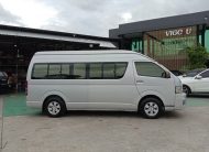 2012 TOYOTA COMMUTER 2WD