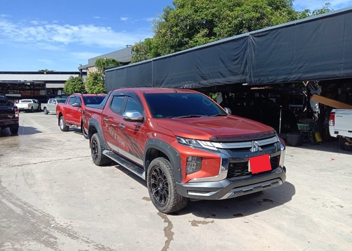 2018 MITSUBISHI DOUBLE CAB 4WD