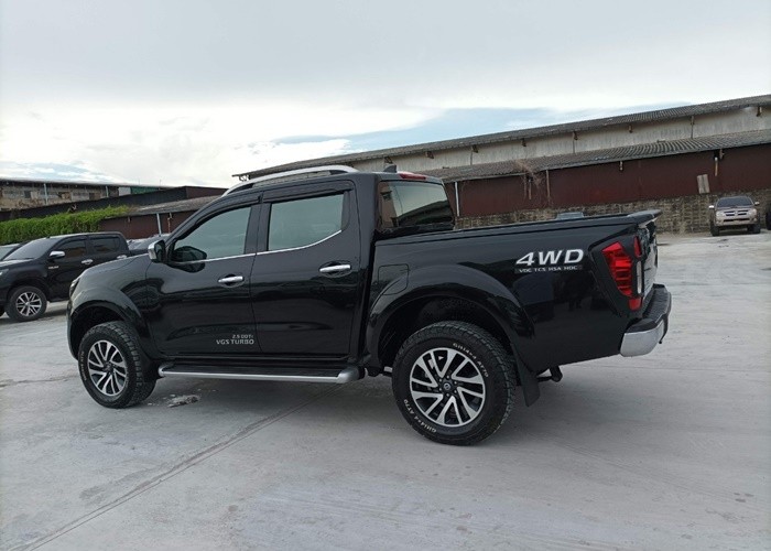 2015 NISSAN DOUBLE CAB 4WD