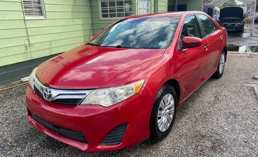 2012 TOYOTA CAMRY LE