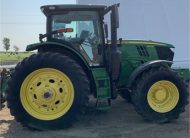 JOHN DEERE 6215R