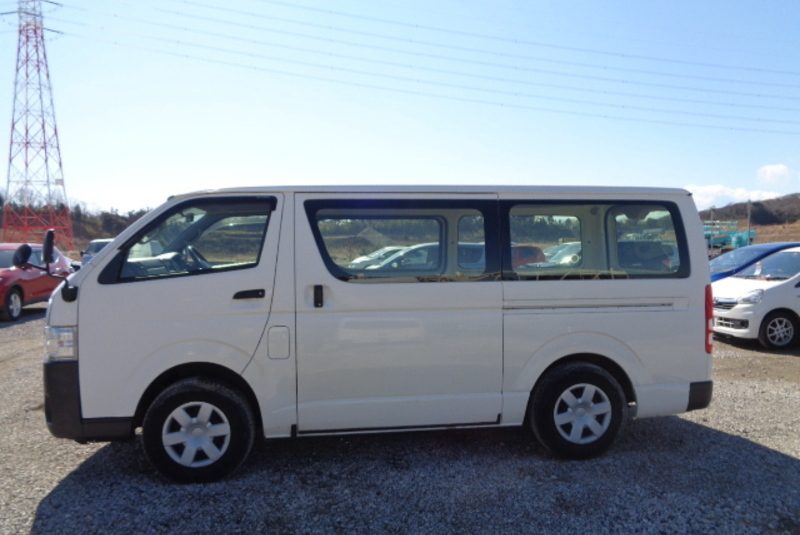 2007 TOYOTA HIACE VAN